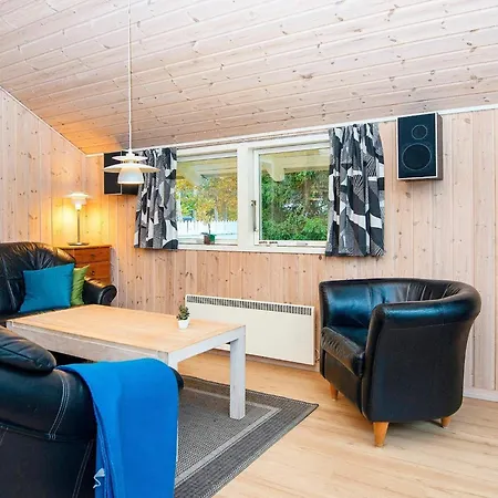 6 Person Holiday In F Rvang *